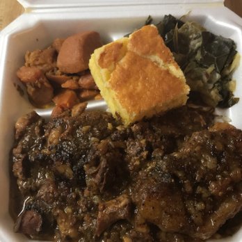 Willie P's BBQ And Fish - Soul Food Near Me - Pollock, Texas
