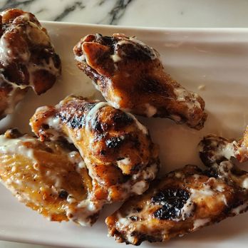 Mercato Italian Kitchen & Bar-Canton - HH wings - Italian Near Me - Canton, Connecticut