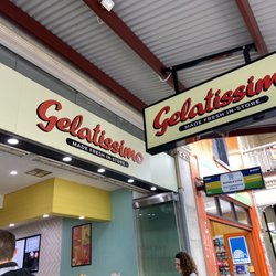 Gelatissimo - Front of shop