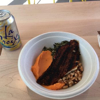 Everytable - Bomb a$$ meal and a drink plus wi-fi for $5.50? You cannot beat that. - Salad Near Me - Inglewood, California Everytable - Bomb a$$ meal and a drink plus wi-fi for $5.50? You cannot beat that. - Salad Near Me - Inglewood, California