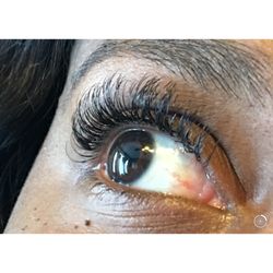 RaNae’s Lash & Skin Care Studio - Eyelash extensions