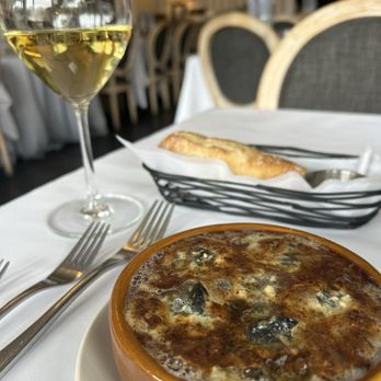 ChouChou French Bistro - French Near Me - Burlingame, California ChouChou French Bistro - French Near Me - Burlingame, California