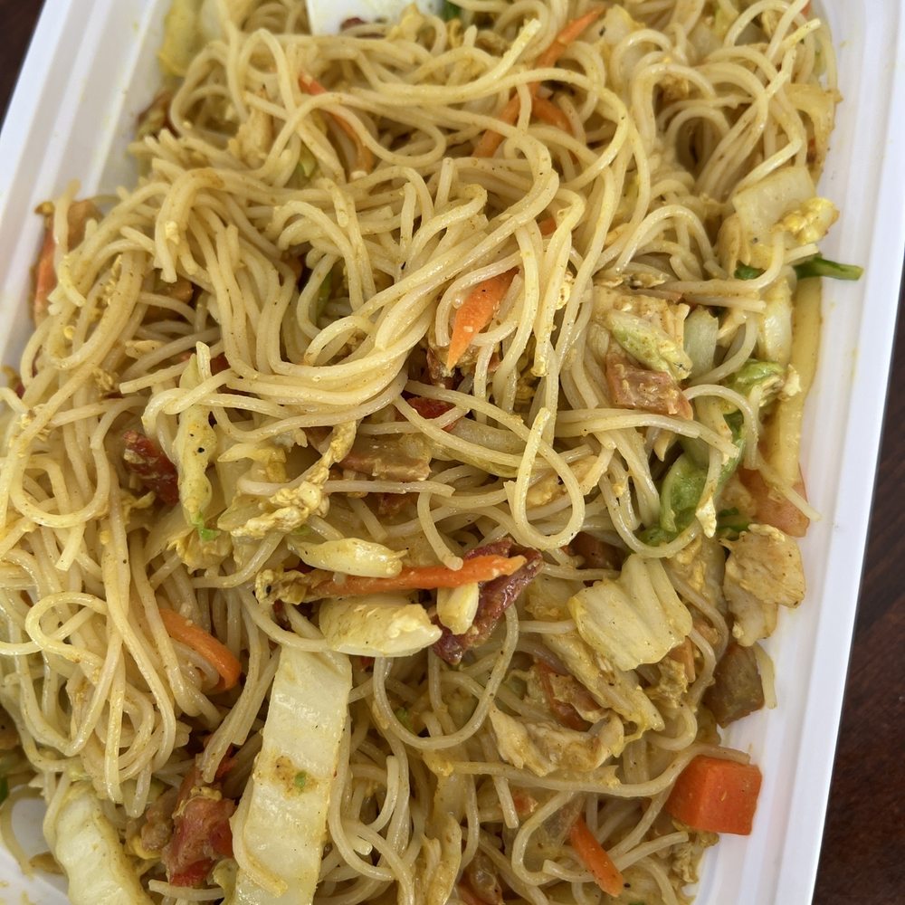 Singapore Rice Noodles...excellent!