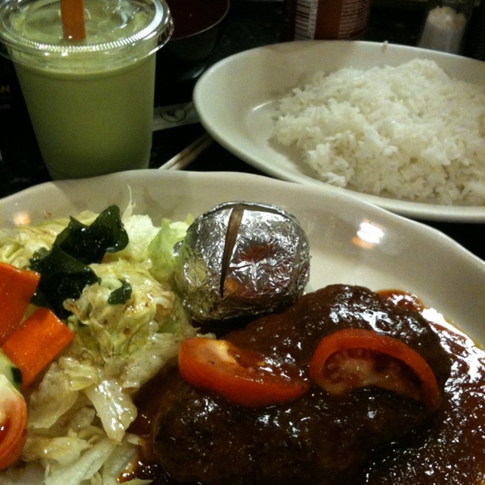 Cafe Mami - chili tomato hamburg and green tea milkshake - Japanese Curry Near Me - Cambridge, Massachusetts Cafe Mami - chili tomato hamburg and green tea milkshake - Japanese Curry Near Me - Cambridge, Massachusetts