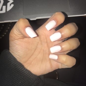 Nail Essence Salon & Spa - Nail Salons Near Me - Morton Grove, Illinois