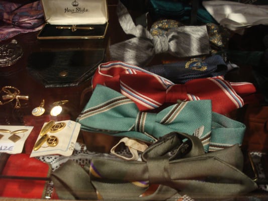 Magpie Vintage by null