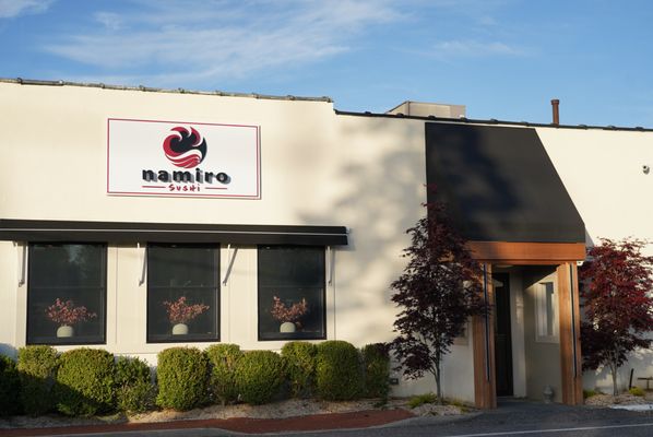 Namiro Sushi by null
