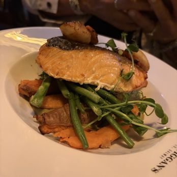 McSwiggans Bar and Restaurant - Beautifully prepared salmon - Bars Near Me - Galway, G McSwiggans Bar and Restaurant - Beautifully prepared salmon - Bars Near Me - Galway, G