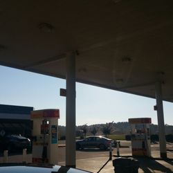 Shell - I don't see Gas price info anywhere, do you?