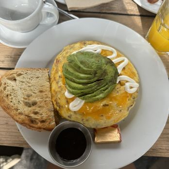Blu Jam Cafe - california omelette - Breakfast & Brunch Near Me - Sherman Oaks, California