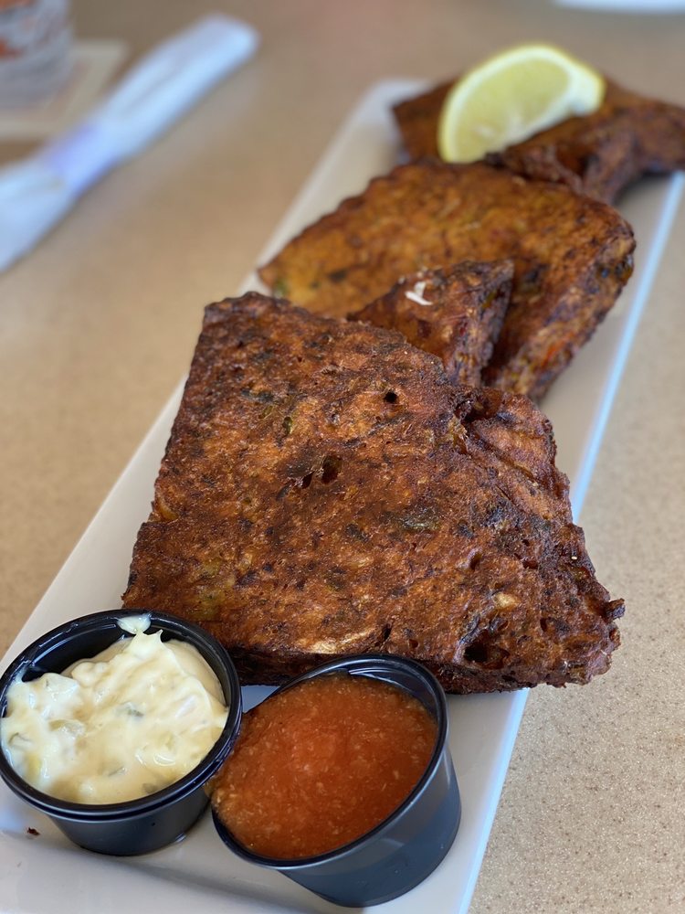 THE COVE WATERFRONT RESTAURANT AND TIKI BAR Updated May 2024 816