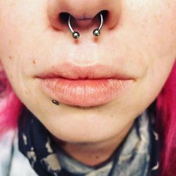 Polly Poke It Piercings - Fresh Septum