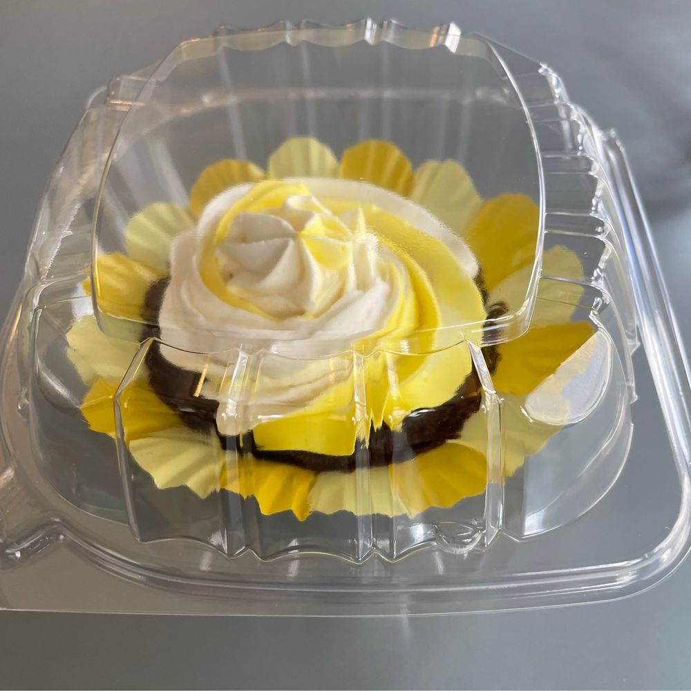 Chocolate buttercream cupcake Chocolate buttercream cupcake