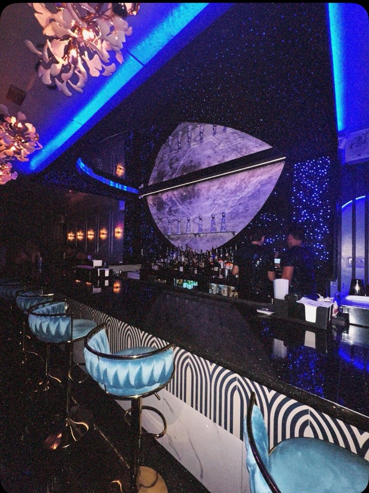 Ciel Bar & Lounge Image