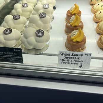 Bibble & Sip - Milk tea cloud cake! Adorable soup dumpling and caramel banana cheesecake - Coffee & Tea Near Me - New York, New York Bibble & Sip - Milk tea cloud cake! Adorable soup dumpling and caramel banana cheesecake - Coffee & Tea Near Me - New York, New York
