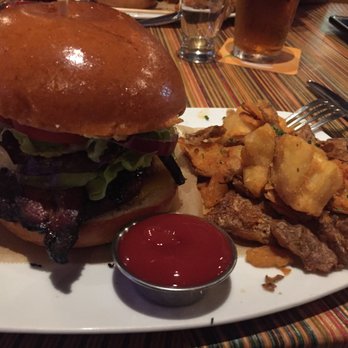 HopSaint Brewing - Hopsaint Burger - New American Near Me - Torrance, California
