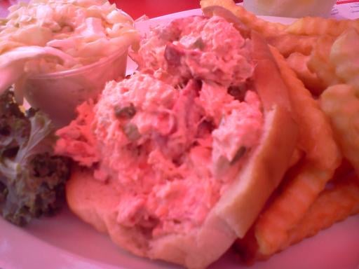 LUNCH Lobster Roll Amagansett by null