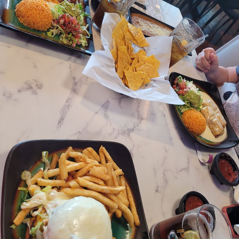 Brazzo burger, enchaladas, chimichanfa Brazzo burger, enchaladas, chimichanfa