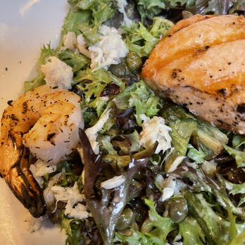 EATaliano Kitchen - Ocean 3 Salad - Pizza Near Me - Atlanta, Georgia EATaliano Kitchen - Ocean 3 Salad - Pizza Near Me - Atlanta, Georgia