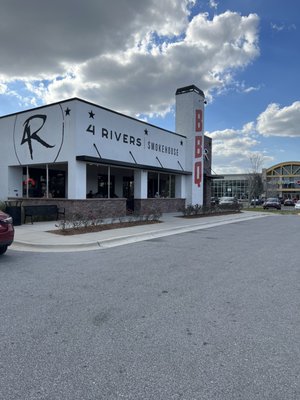4 Rivers Smokehouse by null