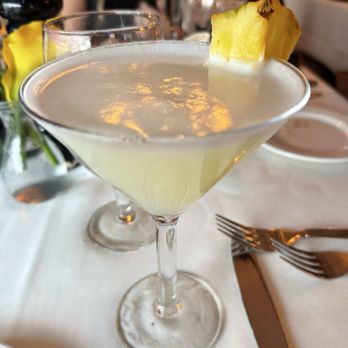 Halls Chophouse - Martini - Steakhouses Near Me - Nashville, Tennessee Halls Chophouse - Martini - Steakhouses Near Me - Nashville, Tennessee