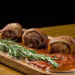 WhiskyWoods Steakhouse