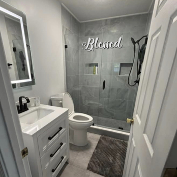 FX Cleaning Services - Bathroom: All Grammy's stuff is put away. It sparkles - Home Cleaning Near Me - Red Lion, Pennsylvania