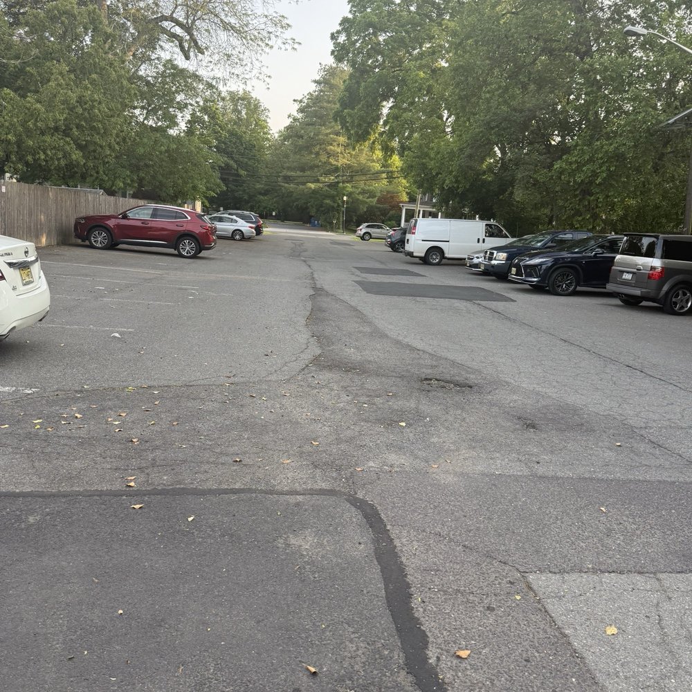 Grazie Bistro - Lots of parking in the back - Pizza Near Me - Lawrenceville, New Jersey