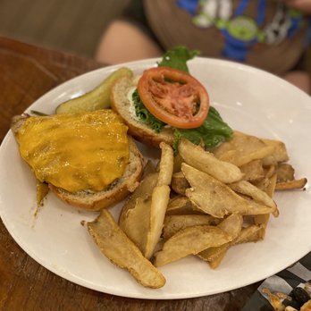Crooked Hammock Brewery - Chicken Bacon Sandwich (without bacon) - New American Near Me - Lewes, Delaware Crooked Hammock Brewery - Chicken Bacon Sandwich (without bacon) - New American Near Me - Lewes, Delaware