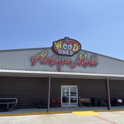 Woodshed Antique Mall
