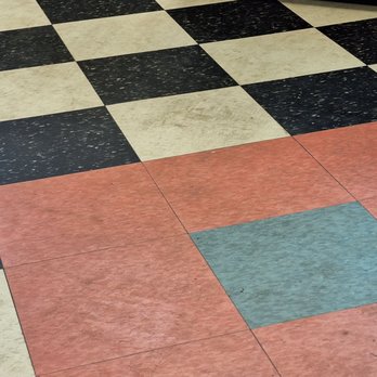 Peak City Diner - Very dirty floor. - Burgers Near Me - Apex, North Carolina