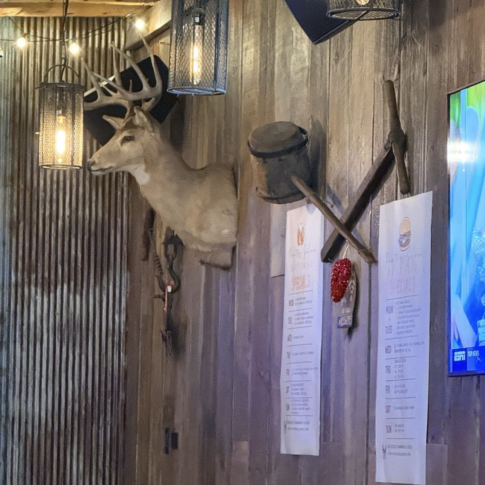 Niko's Pointers Saloon - Restaurant area decor - American Near Me - Marengo, Illinois Niko's Pointers Saloon - Restaurant area decor - American Near Me - Marengo, Illinois