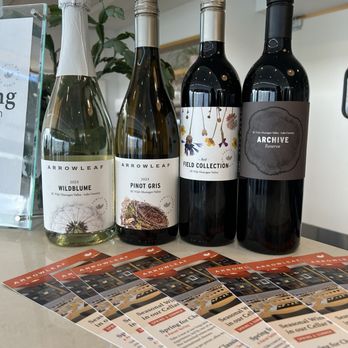 Arrowleaf Cellars - The wines we tried - Wineries Near Me - Lake Country, British Columbia Arrowleaf Cellars - The wines we tried - Wineries Near Me - Lake Country, British Columbia