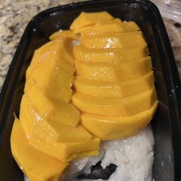 Mango with Sweet Coconut Sticky Rice Mango with Sweet Coconut Sticky Rice