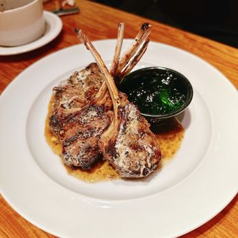 Alder & Birch - Lamb chop a solid 8/10 - Cocktail Bars Near Me - Las Vegas, Nevada