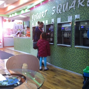 Market Square - Ice Cream & Frozen Yogurt Near Me - Chicago, Illinois