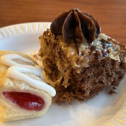 Murray’s Buffet & Grill - German chocolate cake pastry