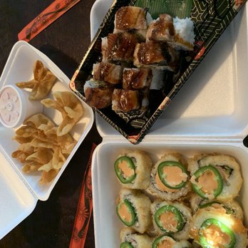 King Noodle - Las Vegas and Dragon roll with crab rangoons - Sushi Bars Near Me - Cedar Park, Texas
