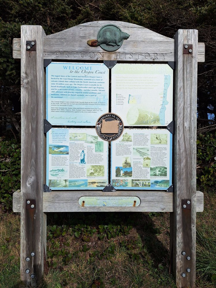Yachats State Recreation Area Logo