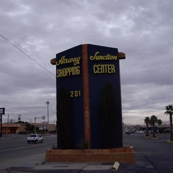 Dominguez Mexican Food Restaurant - The strip mall, 'Dominguez' is located at. - Mexican Near Me - El Paso, Texas Dominguez Mexican Food Restaurant - The strip mall, 'Dominguez' is located at. - Mexican Near Me - El Paso, Texas