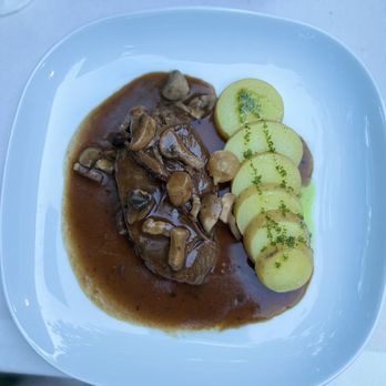 Caveau des Arches - Yummy  beef Bourgogne - Bourguignon Near Me - Beaune, 21