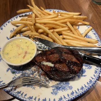 Chloe - Steak frites - American Near Me - Minneapolis, Minnesota Chloe - Steak frites - American Near Me - Minneapolis, Minnesota