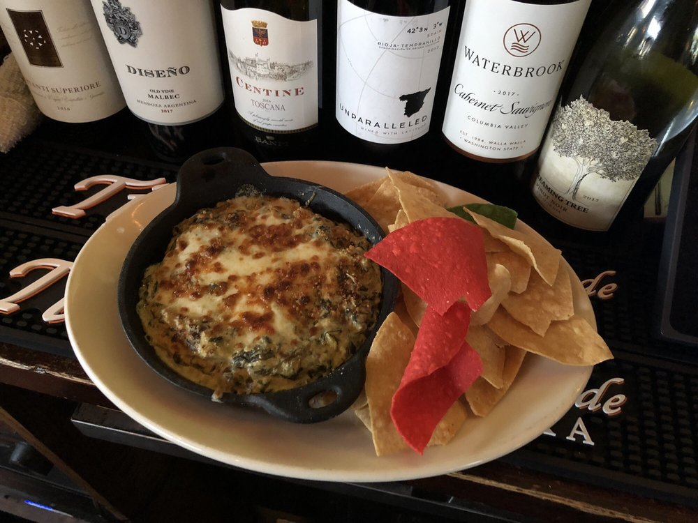 IRONSIDE GRILL CLOSED 27 Photos & 139 Reviews 25 Park St, Charlestown, Massachusetts