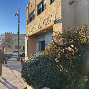 Lucky Bull Grill - Front of restaurant - New American Near Me - Carlsbad, New Mexico