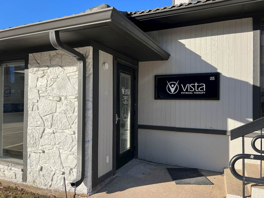 Vista Physical Therapy - child therapist in Arlington, TX