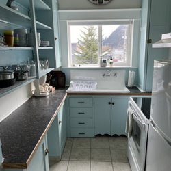 Sauerdough Lodging - Probably the best stocked kitchen I've ever gotten anywhere.