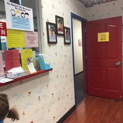 Diablo Valley Pediatric - Check in area.