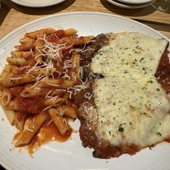 Carrabba's Italian Grill - Chicken Parmesan - Italian Near Me - Orlando, Florida Carrabba's Italian Grill - Chicken Parmesan - Italian Near Me - Orlando, Florida