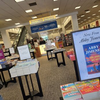 Barnes & Noble Booksellers - Bookstores Near Me - Irvine, California