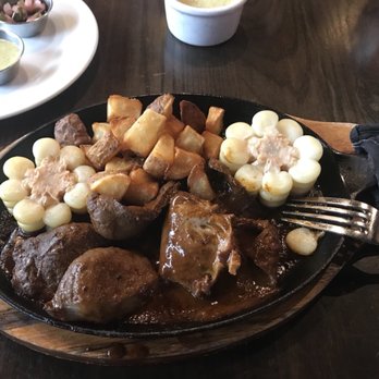 Pollos & Jarras - Peruvian Near Me - Miami, Florida Pollos & Jarras - Peruvian Near Me - Miami, Florida